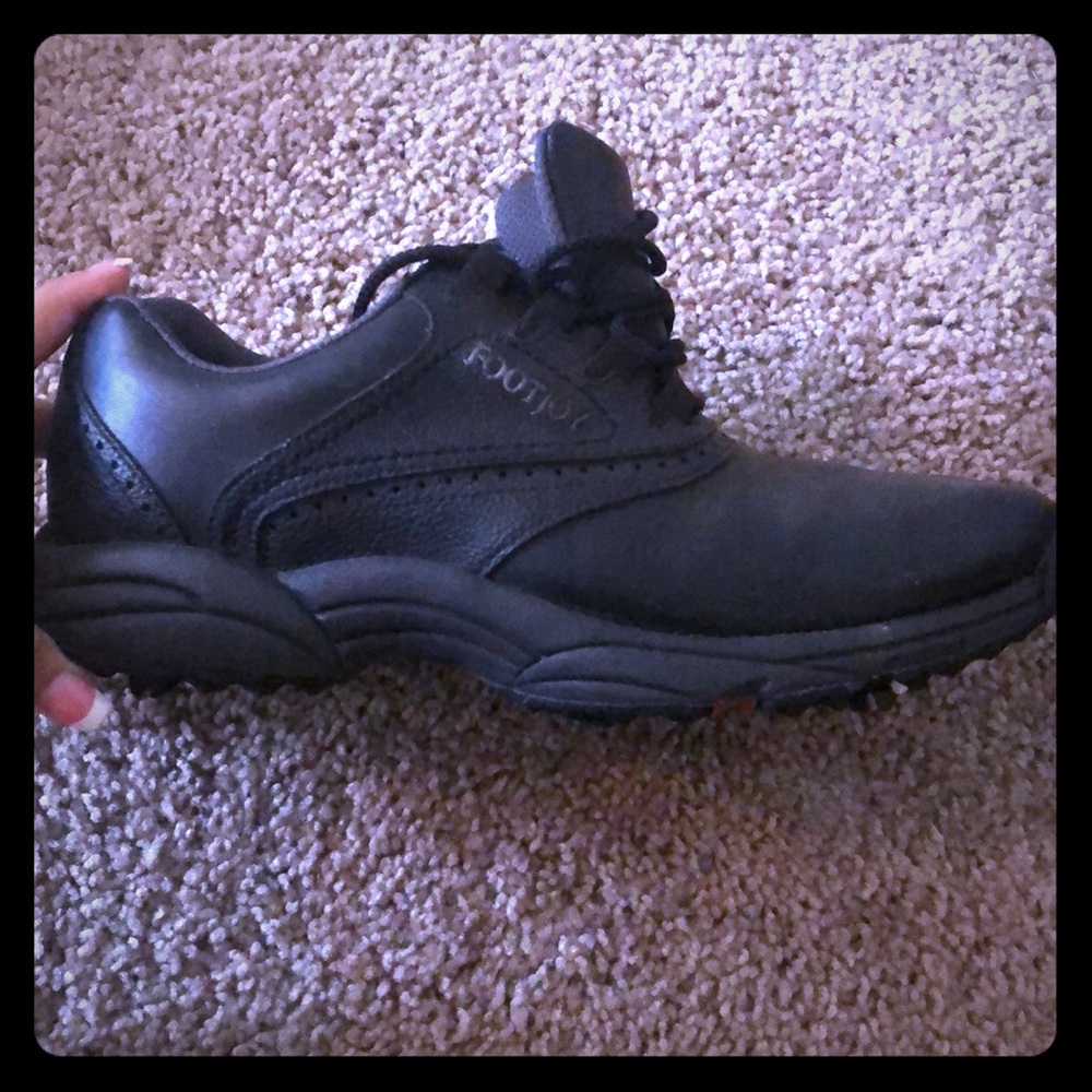 EUC Men’s Black Footjoy Golf Shoes - Size 8M